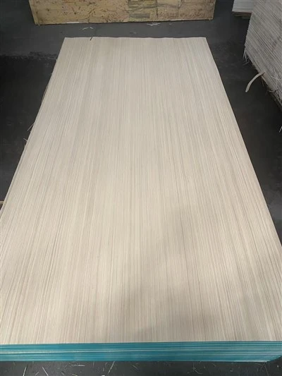 Long Grain Recon Poplar lamineeritud melamiinpaber